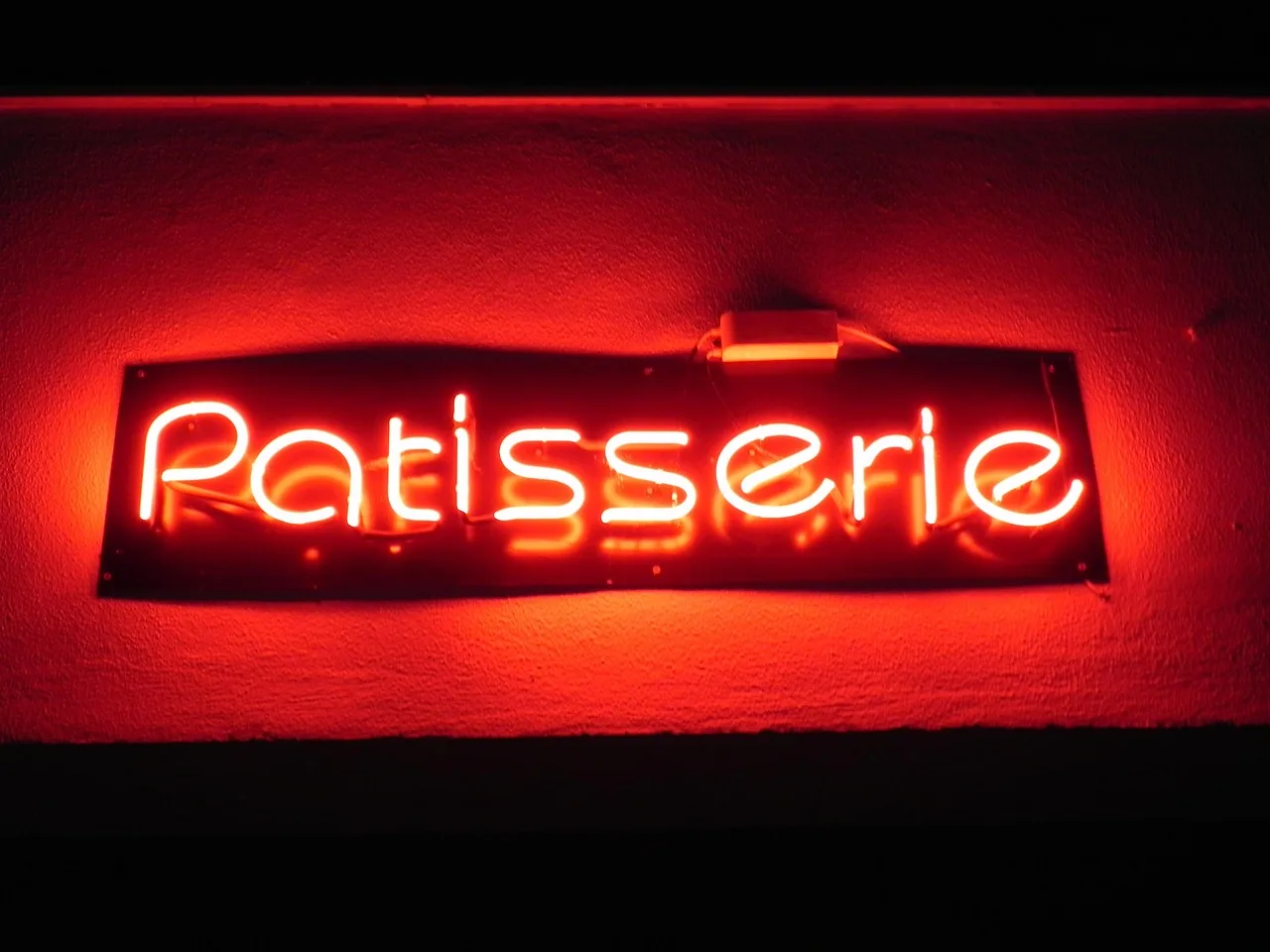 patisserie, sign, neon, red, sweetshop, shop, sweets, pastry, french, belgian, cake, bakery, tasty, delicious, dessert, signage, delicacy, restaurant, france, belgium, cafe, patisserie, patisserie, patisserie, patisserie, patisserie. Which bakery locations are worth the rent before you sign?
