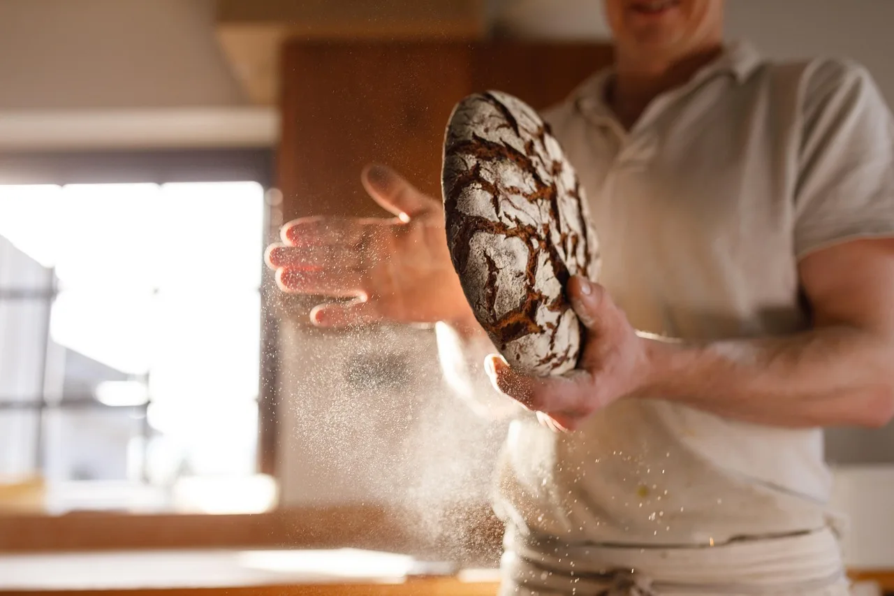 baker, bread, bake, nutrition, bakery, fresh, homemade, food, craftsmen, flour, baked, delicious, baker, baker, baker, baker, bread, bread, bread, bakery, bakery, bakery, bakery, bakery. Bakery expansion: the decisions worth making before demand shifts