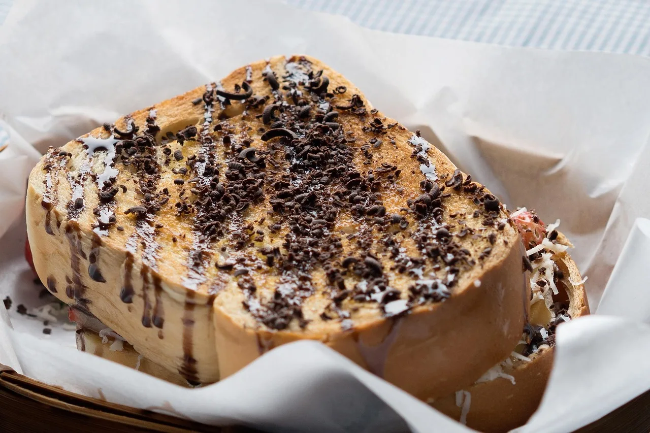 bakery, morning, meal. Site selection: what actually protects a bakery's foot traffic